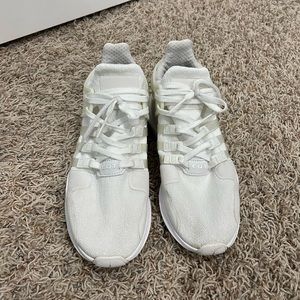 Adidas tennis shoes